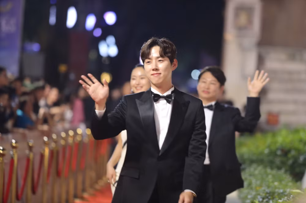 Các nghệ sĩ quốc tế tại Liên hoan phim.