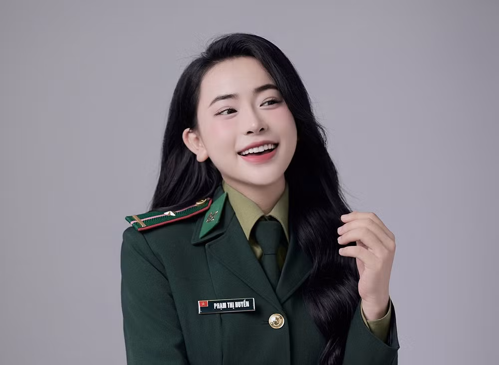 Thiếu úy, ca sĩ Phạm Kiều Huyền: Mỗi lần đến biên cương, lòng tôi như thắt lại…