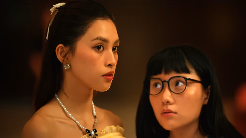 Tiểu Vy và Uyển Ân.