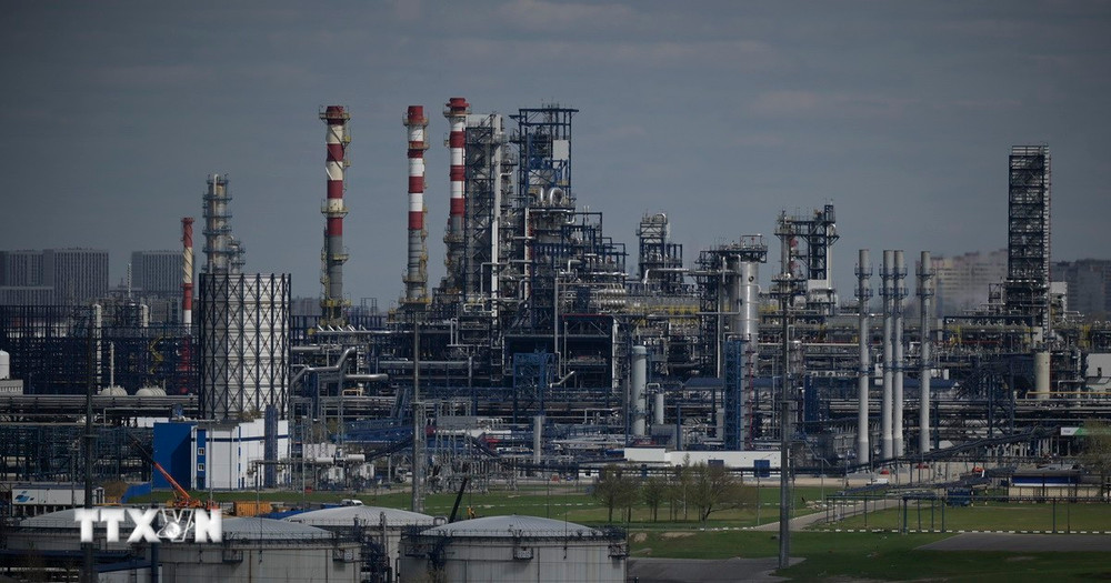 Cơ sở lọc dầu của Tập đoàn Gazprom ở ngoại ô Moskva, Nga. (Ảnh: AFP/TTXVN)