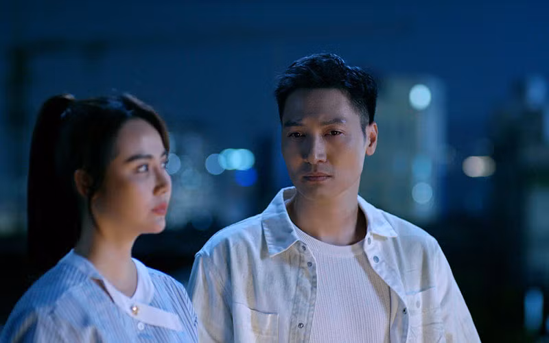 Mạnh Trường và Minh Huyền trong phim.