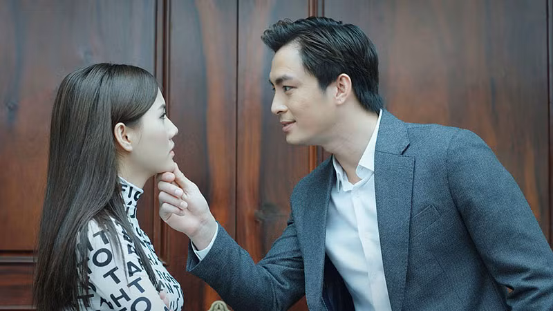 Vai diễn của Minh Thu không còn là những cô gái quê hiền lành.