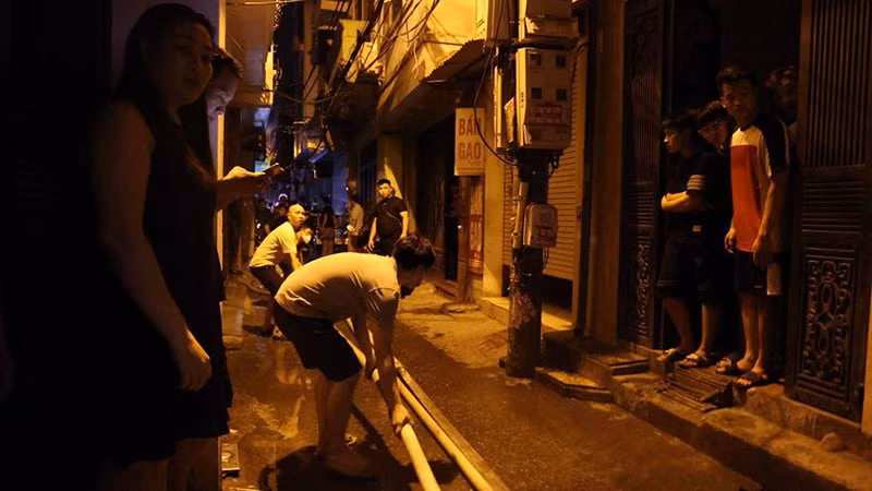 Ngõ nhỏ nên việc chữa cháy và cứu hộ gặp khó khăn.