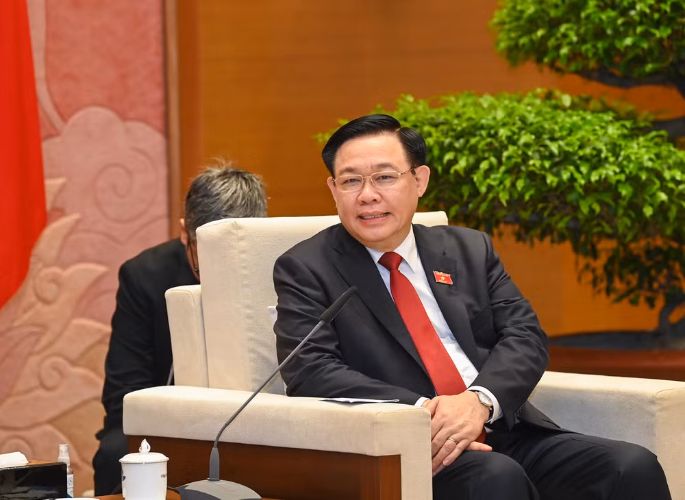 Chủ tịch Quốc hội Vương Đình Huệ phát biểu tại buổi tiếp.