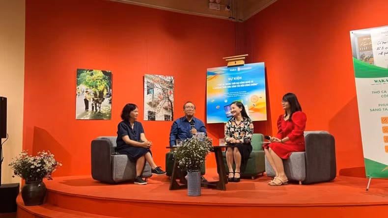 Các diễn giả tại buổi trò chuyện.