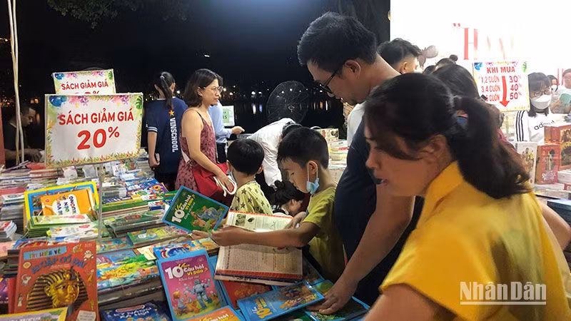 Độc giả đang quan tâm nhiều hơn đến những sự kiện sách.