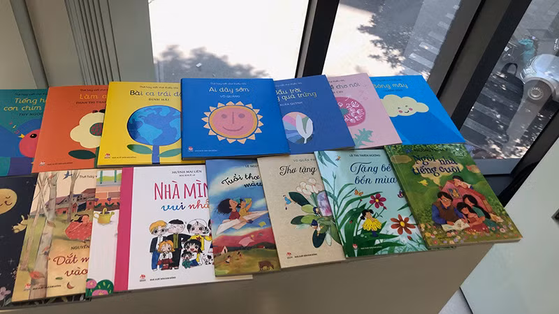 Các tác phẩm trong các cuộc thi sáng tác văn học thiếu nhi đã được xuất bản tại Kim Đồng.