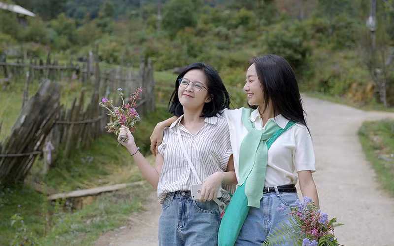 Hoàng Huyền và Hoàng Hà trong phim.