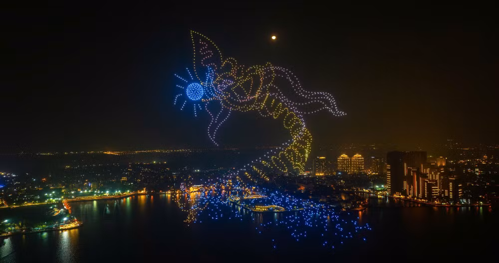 Hình ảnh rồng trong màn trình diễn dronelight. Hình ảnh rồng trong màn trình diễn dronelight.