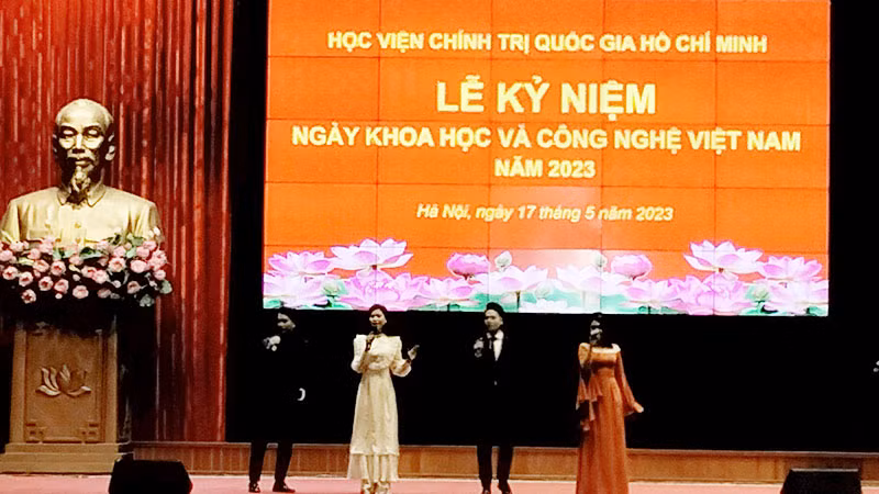 Kỷ niệm Ngày Khoa học và Công nghệ Việt Nam