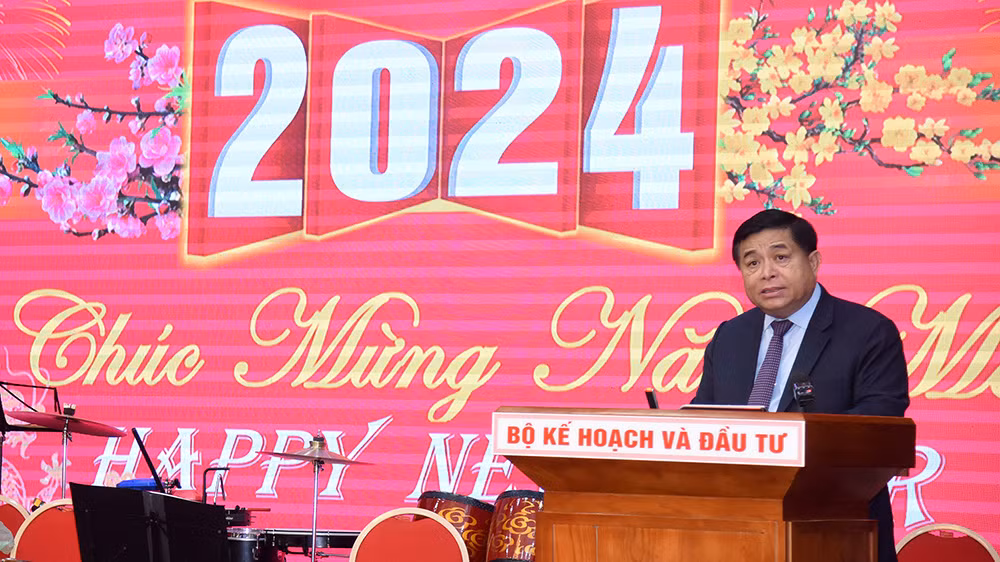 Bộ trưởng Kế hoạch và Đầu tư Nguyễn Chí Dũng phát biểu. Bộ trưởng Kế hoạch và Đầu tư Nguyễn Chí Dũng phát biểu.