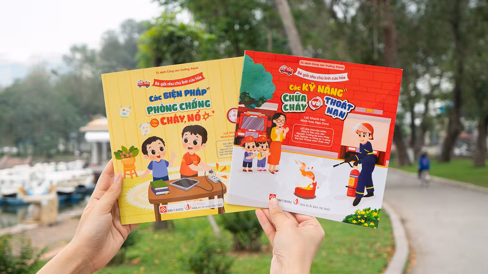 Bộ sách “Bé giỏi như chú lính cứu hỏa”.