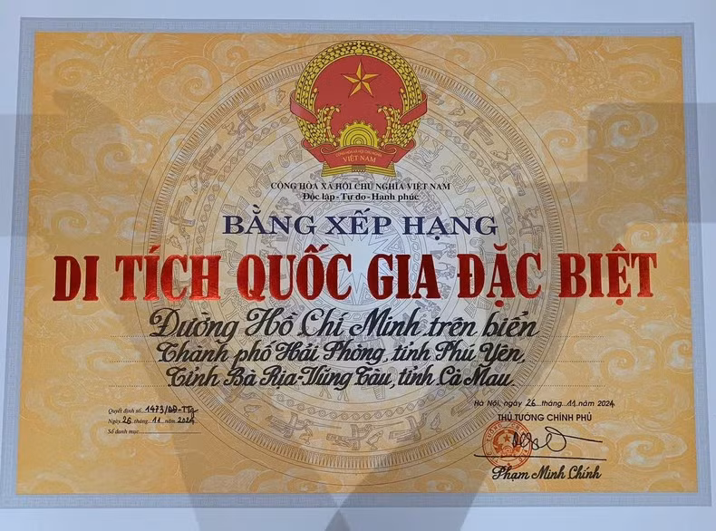 Bằng xếp hạng Di tích Quốc gia đặc biệt đối với các địa điểm của Đường Hồ Chí Minh trên biển. Bằng xếp hạng Di tích Quốc gia đặc biệt đối với các địa điểm của Đường Hồ Chí Minh trên biển.