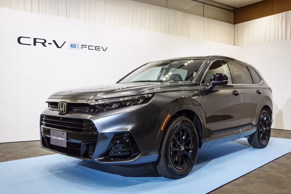 Mẫu xe mới có tên là CR-V e:FCEV. Ảnh: HONDA