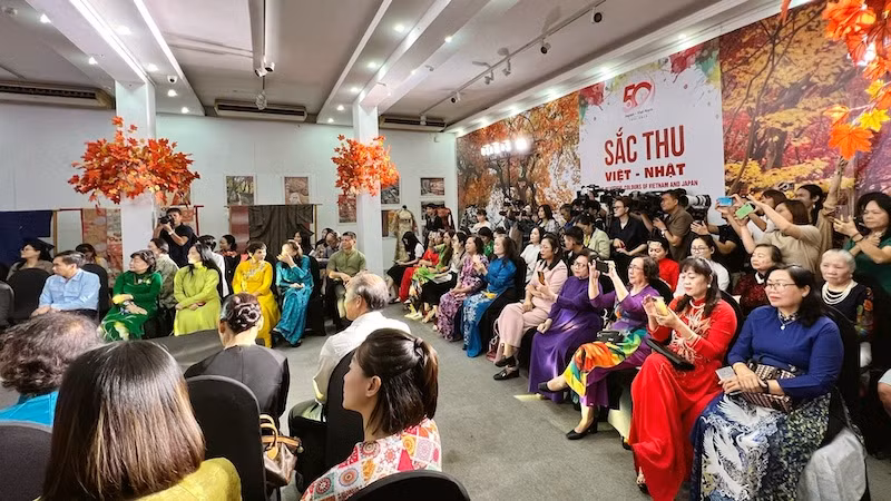Sự kiện thu hút công chúng Thủ đô và đại diện nhiều Đại sứ quán, tổ chức văn hóa nước ngoài tại Việt Nam.