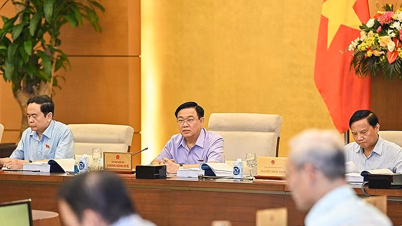 Chủ tịch Quốc hội Vương Đình Huệ phát biểu ý kiến tại phiên họp. (Ảnh: Duy Linh)