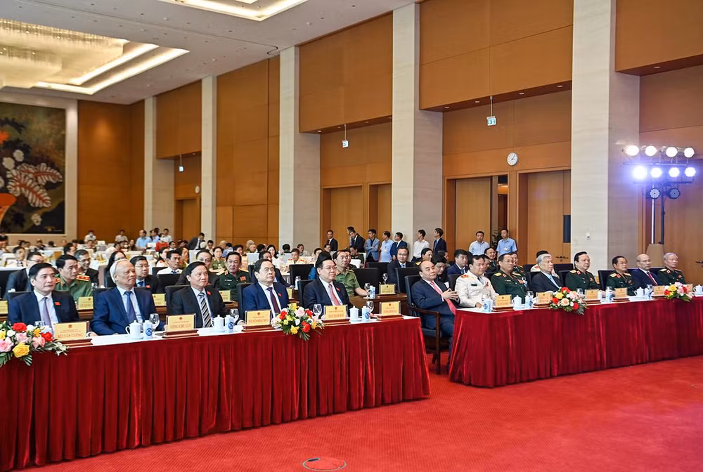 [Ảnh] Chủ tịch nước, Chủ tịch Quốc hội dự Lễ kỷ niệm 30 năm ngày thành lập Ủy ban Quốc phòng và An ninh ảnh 4