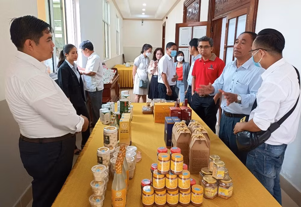 Một trong những sản phẩm chứng nhận OCOP được trưng bày tại lễ công bố.