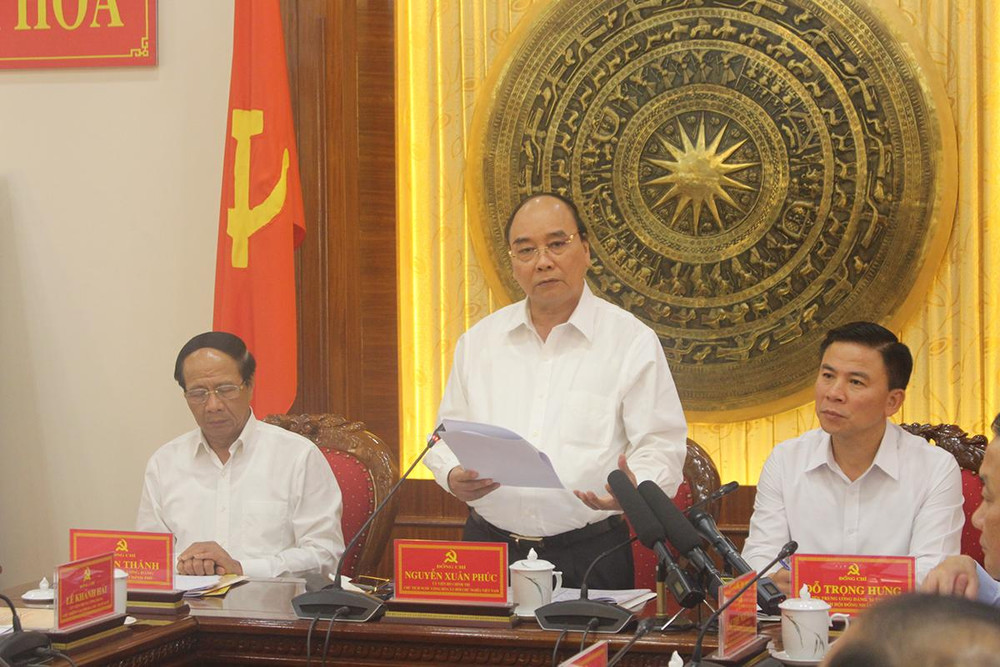 Chủ tịch nước Nguyễn Xuân Phúc phát biểu chỉ đạo tại buổi làm việc.