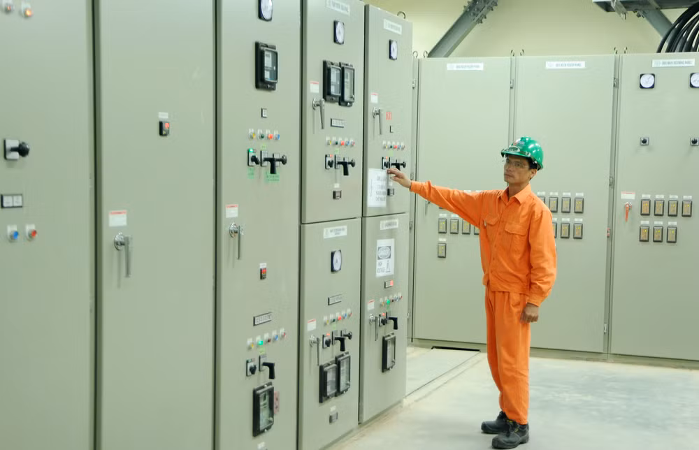 Thị trường bán lẻ điện cần nhiều thay đổi. Ảnh: NGUYỆT ANH