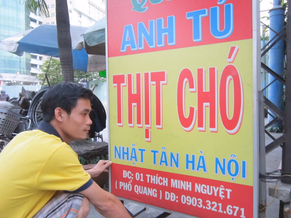 Món “go go” di cư vào quận Tân Bình (ảnh chụp năm 2014).