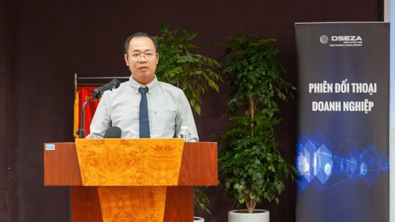 Trưởng Ban Quản lý Khu công nghệ cao và các khu công nghiệp Đà Nẵng Vũ Quang Hùng phát biểu.