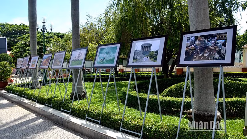 Có 200 tác phẩm của 82 tác giả được trưng bày tại “Triển lãm ảnh Việt Nam qua ống kính nhiếp ảnh gia quốc tế” lần thứ 2.