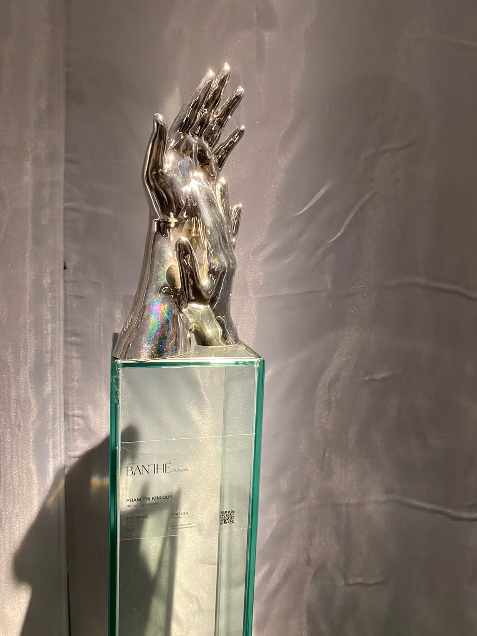 Tác phẩm bản thể về bà Phạm Thị Kim Quy (nội trợ).