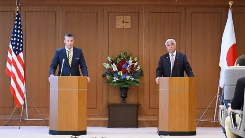 Bộ trưởng Quốc phòng Nhật Bản Gen Nakatani và người đồng cấp Mỹ Pete Hegseth tại cuộc họp ngày 30/3. (Ảnh: Bộ Quốc phòng Nhật Bản)