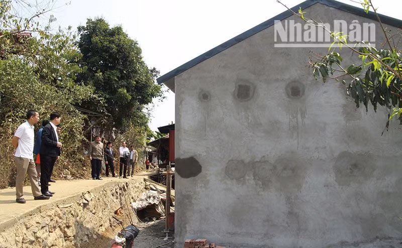 Chất lượng các nhà được hỗ trợ xây dựng tại tỉnh Sơn La đều bảo đảm tiêu chuẩn 3 cứng.