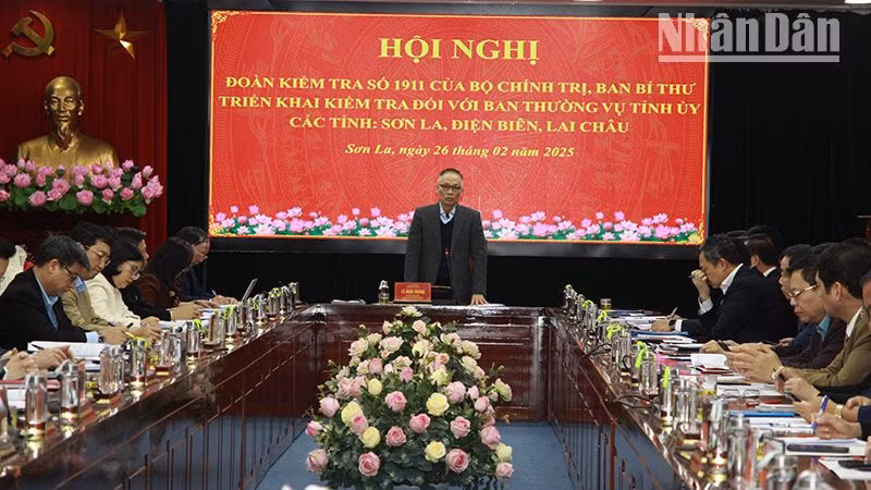 Hội nghị công bố Quyết định kiểm tra của Bộ Chính trị.