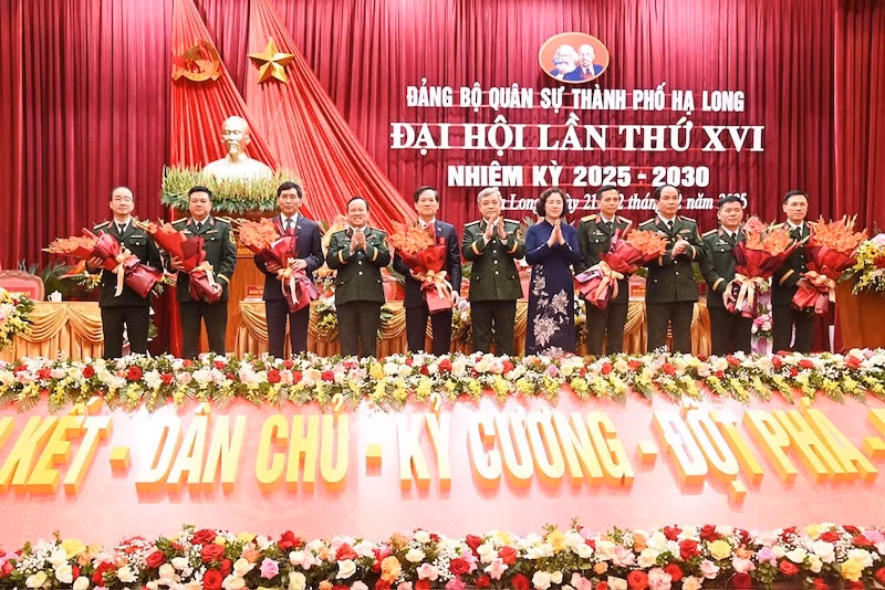 Ban chấp hành Đảng bộ Quân sự thành phố Hạ Long khoá XVI, nhiệm kỳ 2025-2030.