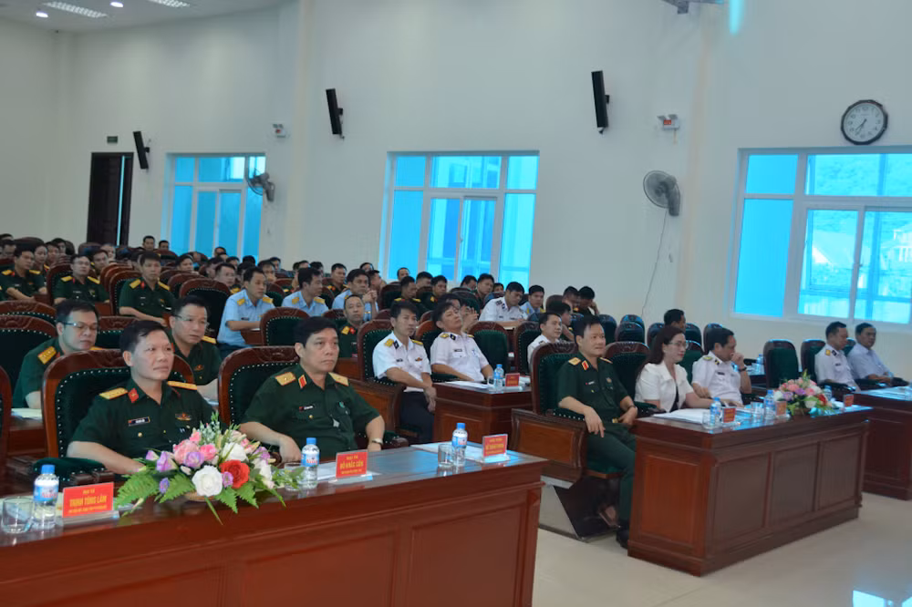 Các đại biểu tham dự Hội nghị.