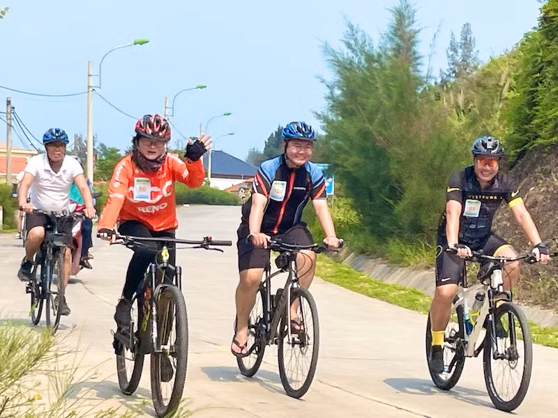 Giao lưu đua xe đạp địa hình của các câu lạc bộ trên địa bàn huyện Hải Hà.