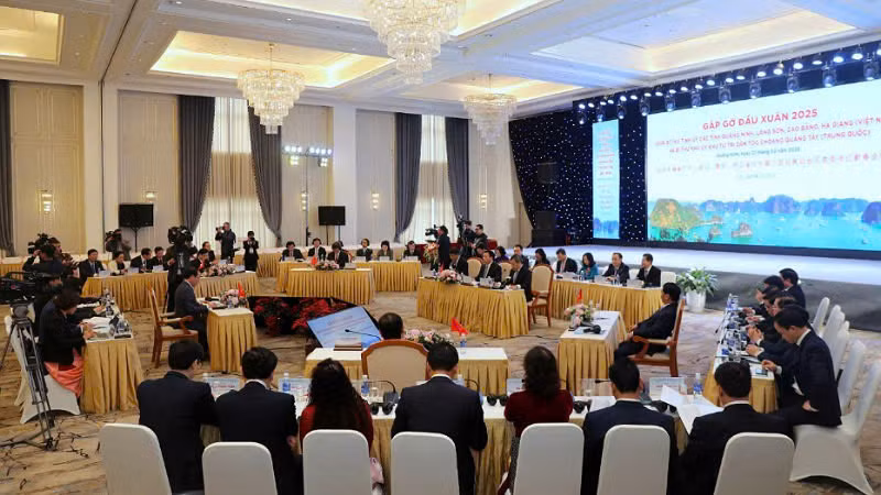 Các đại biểu tham dự Chương trình Gặp gỡ đầu Xuân 2025.