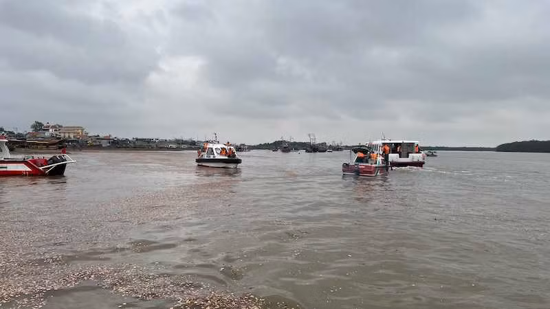 Các lực lượng chức năng vẫn đang nỗ lực tìm kiếm các nạn nhân mất tích.