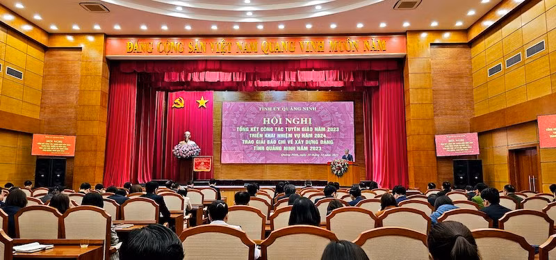 Quang cảnh hội nghị phát động Giải Báo chí về xây dựng Đảng (Búa liềm vàng) lần thứ V - năm 2024.