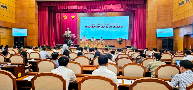 Quang cảnh hội nghị.