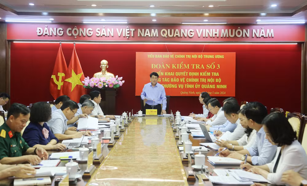 Đại tướng Lương Cường phát biểu chỉ đạo tại hội nghị.