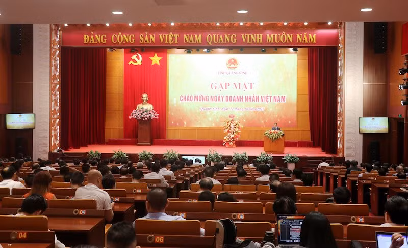 Tỉnh Quảng Ninh gặp mặt doanh nghiệp nhân Ngày Doanh nhân Việt Nam 13/10.