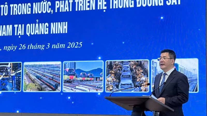 Bộ trưởng Công thương Nguyễn Hồng Diên phát biểu tại hội thảo.