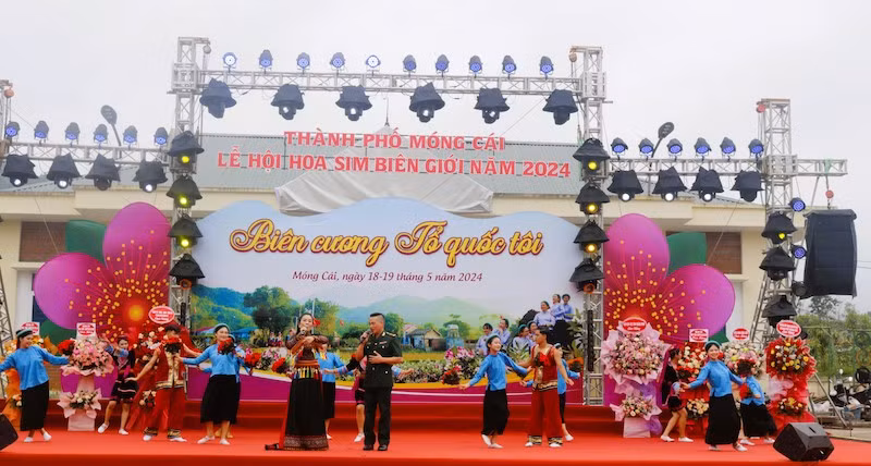 Khai mạc lễ hội hoa sim biên giới Móng Cái năm 2024.