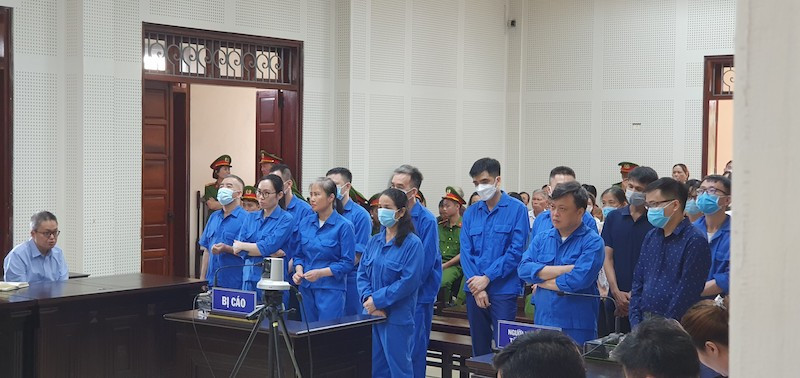 Các bị cáo tại phiên tòa.