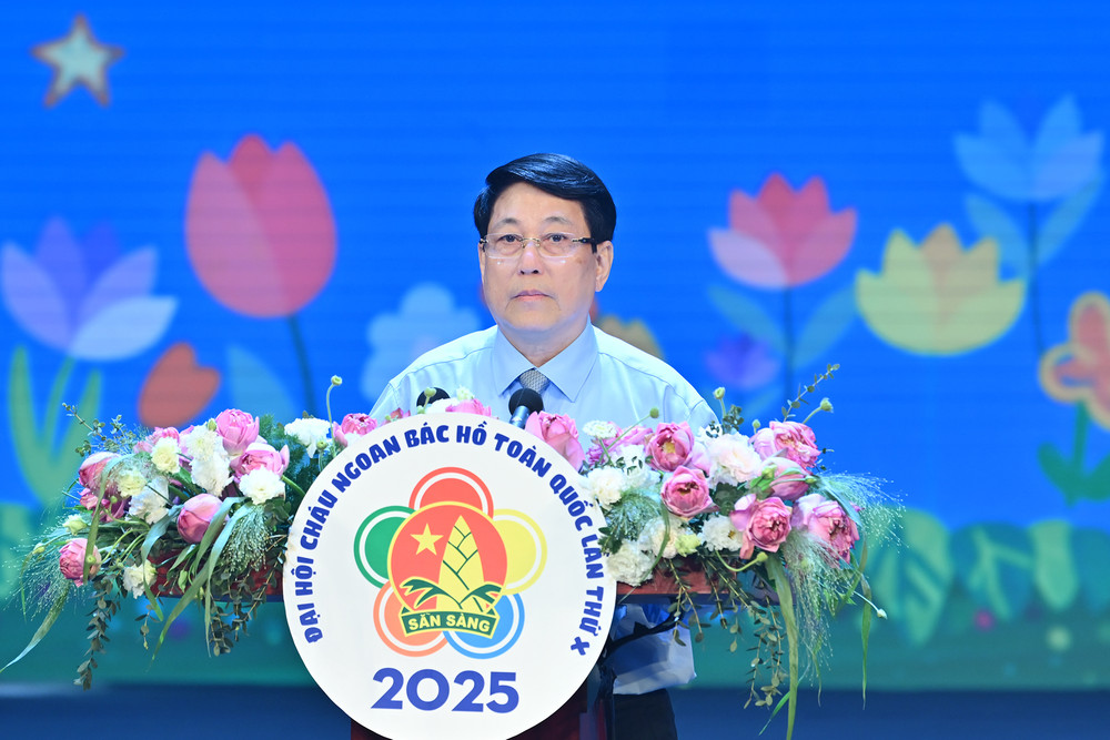 Chủ tịch nước Lương Cường phát biểu tại Lễ tuyên dương. Chủ tịch nước Lương Cường phát biểu tại Lễ tuyên dương.