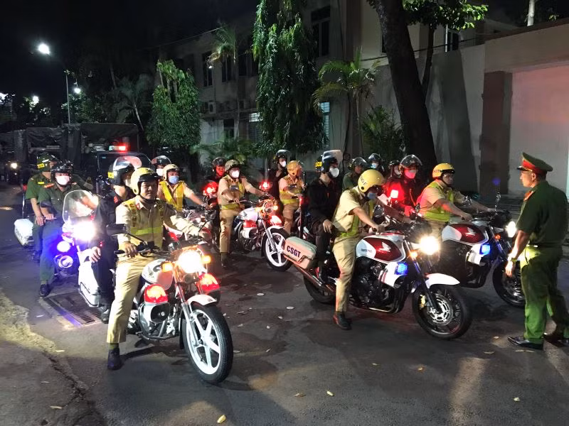 Lực lượng 161 ra quân chuyên đề xử lý thanh thiếu niên vi phạm Luật giao thông.