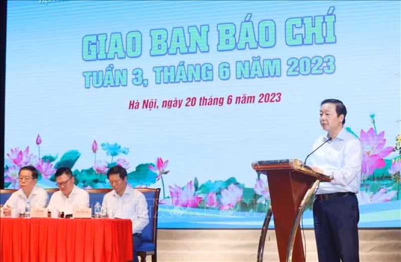 Phó Thủ tướng Trần Hồng Hà phát biểu tại Hội nghị.