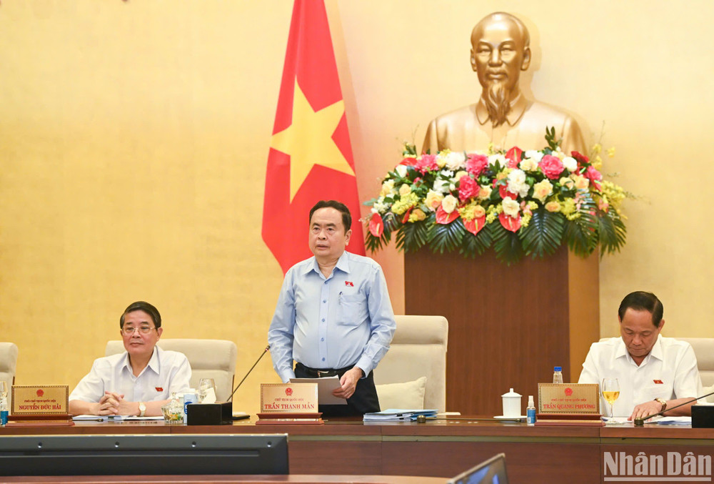 Chủ tịch Quốc hội Trần Thanh Mẫn phát biểu khai mạc phiên họp. (Ảnh: DUY LINH)