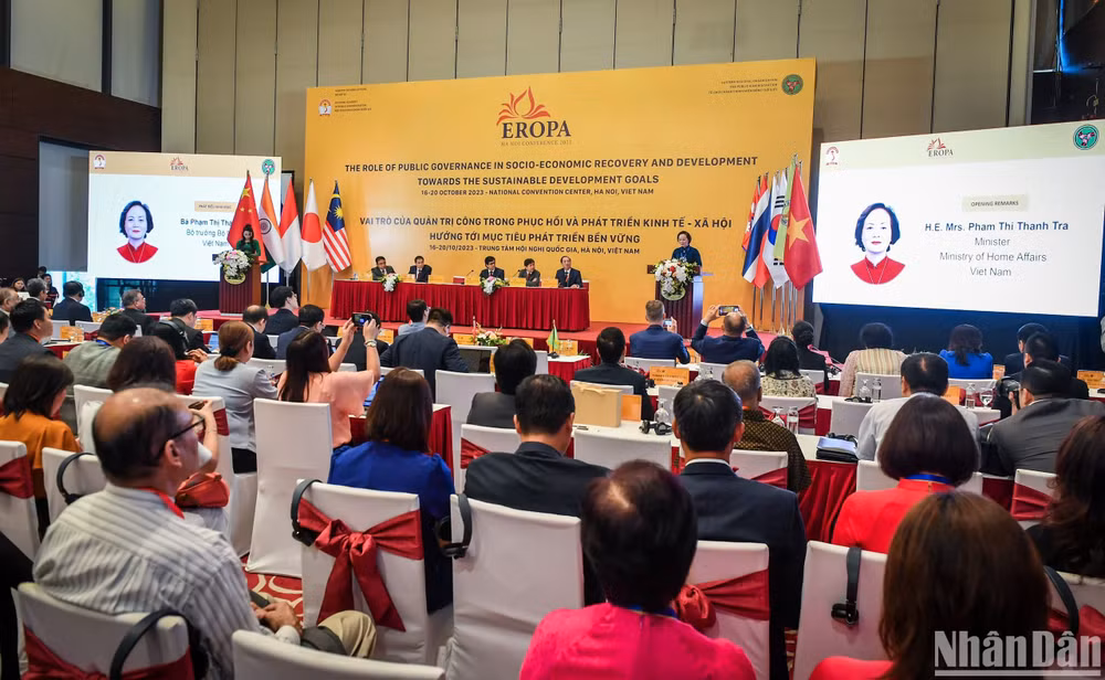 Quang cảnh hội nghị. (Ảnh: THÀNH ĐẠT)