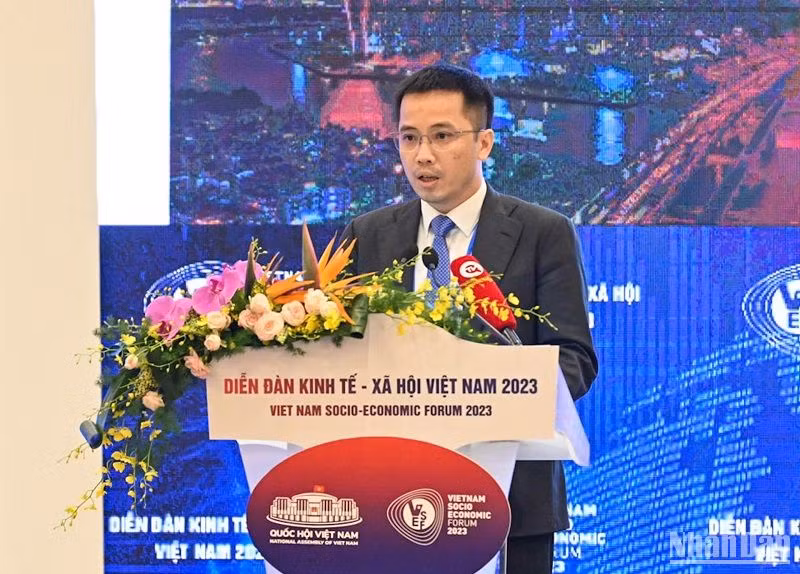 Theo Phó Tổng Thư ký VCCI Đậu Anh Tuấn, chất lượng hạ tầng là thách thức lớn và lâu dài mà các doanh nghiệp Việt Nam đang phải đối mặt. (Ảnh: DUY LINH)