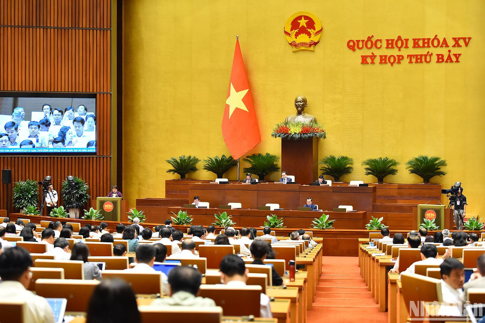 Quang cảnh một phiên thảo luận ở hội trường tại Kỳ họp thứ 7, Quốc hội khóa XV. (Ảnh: DUY LINH)